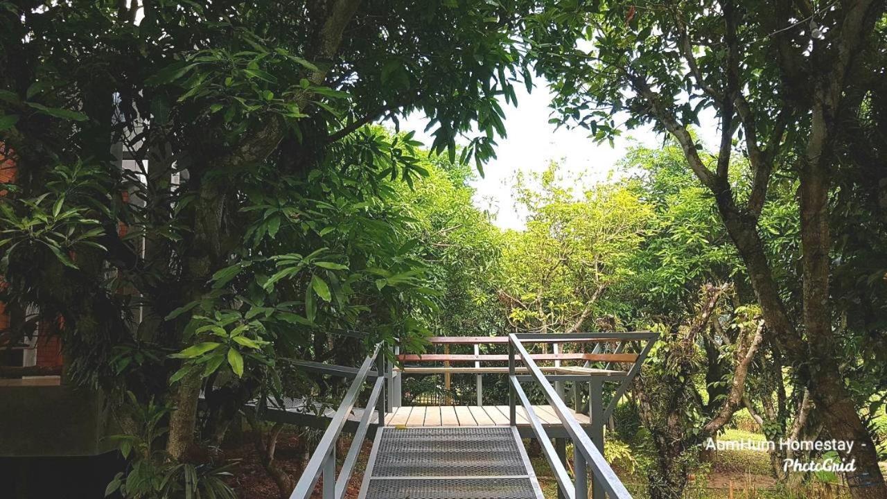 Aum Hum Homestay Fang Exterior foto