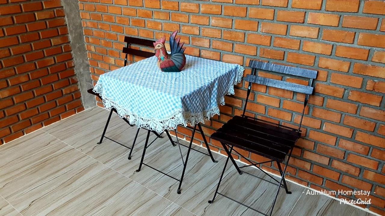 Aum Hum Homestay Fang Exterior foto