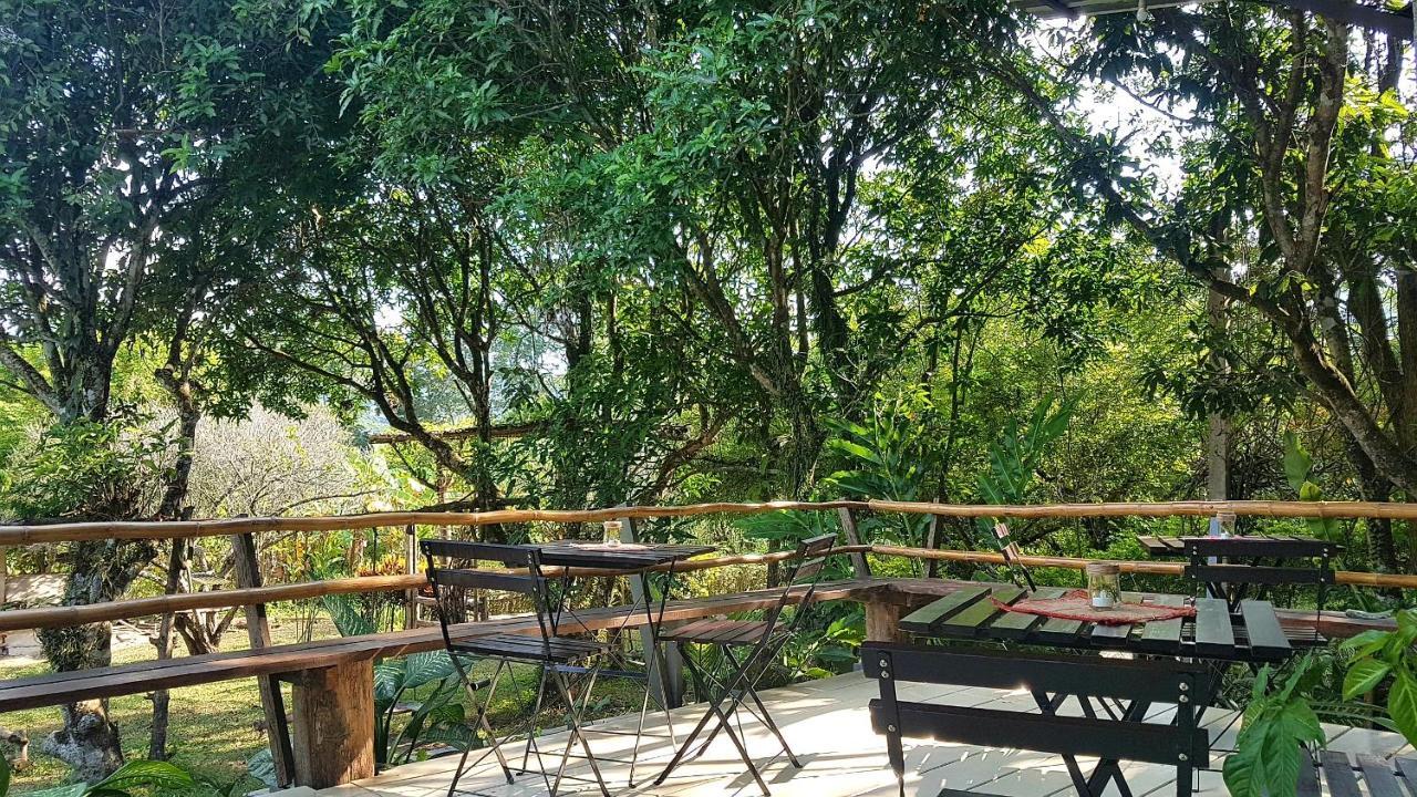 Aum Hum Homestay Fang Exterior foto