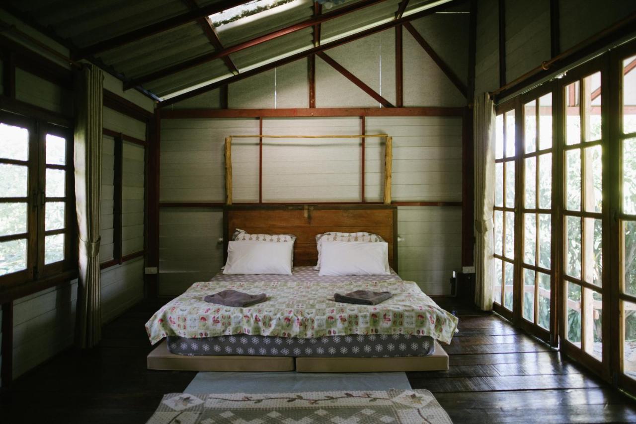 Aum Hum Homestay Fang Exterior foto