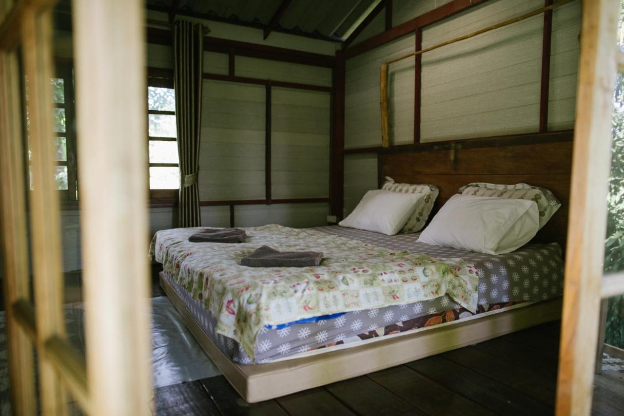 Aum Hum Homestay Fang Exterior foto