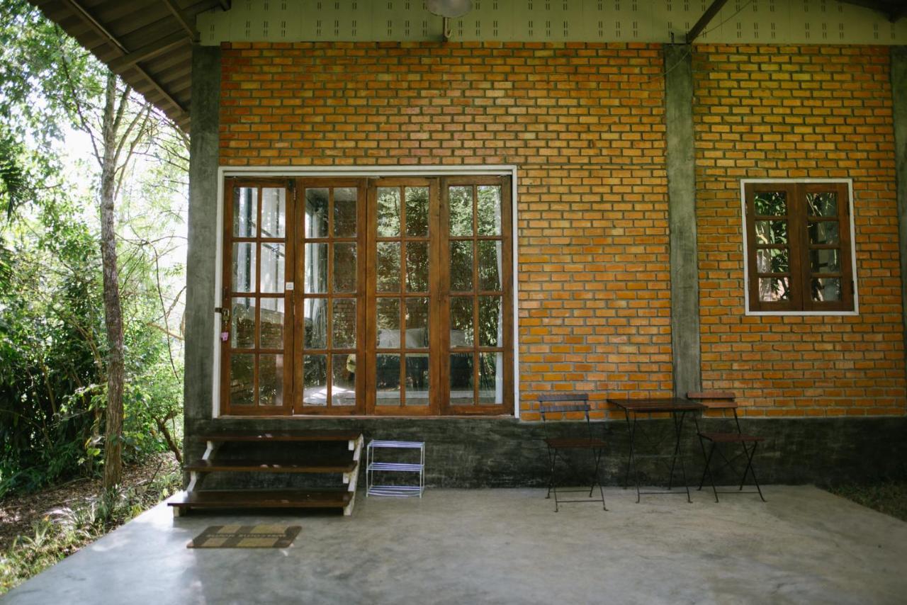Aum Hum Homestay Fang Exterior foto