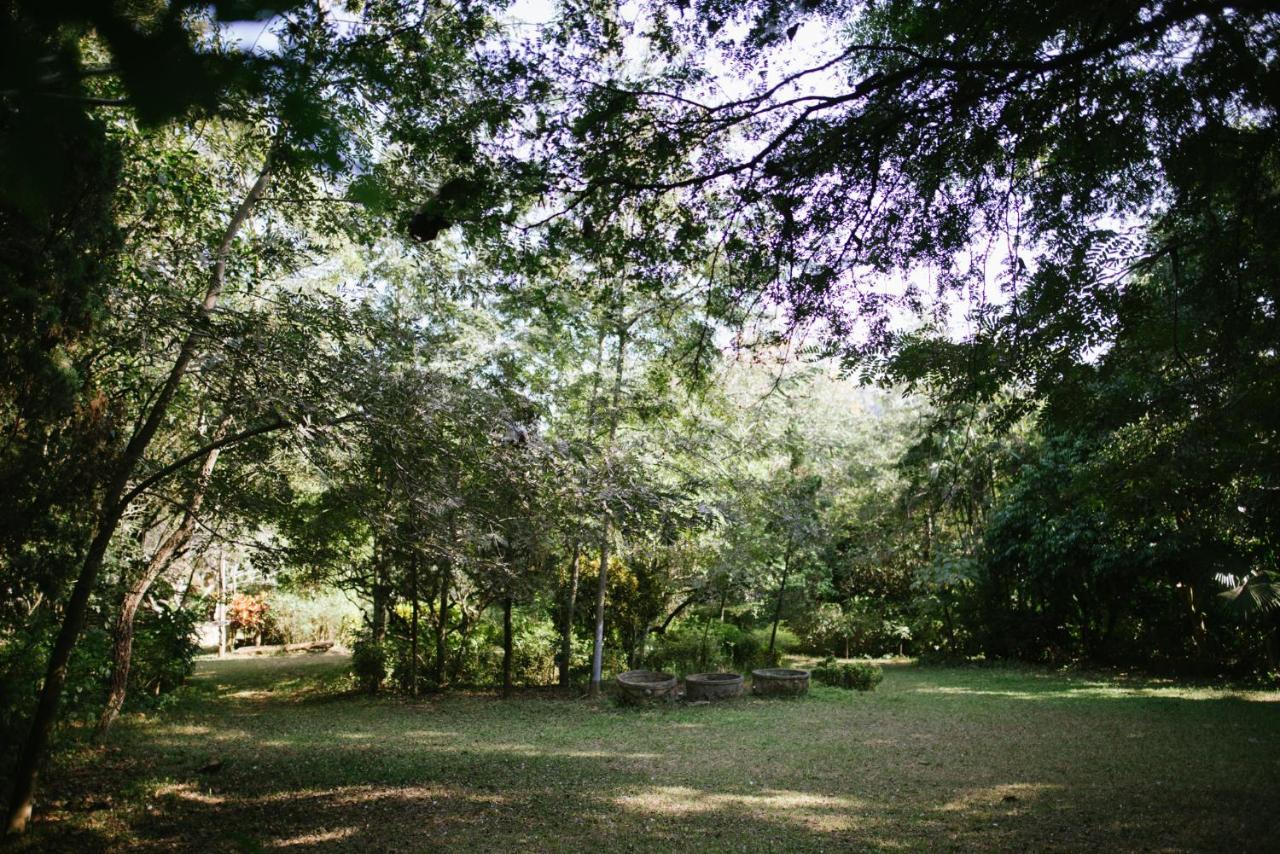 Aum Hum Homestay Fang Exterior foto