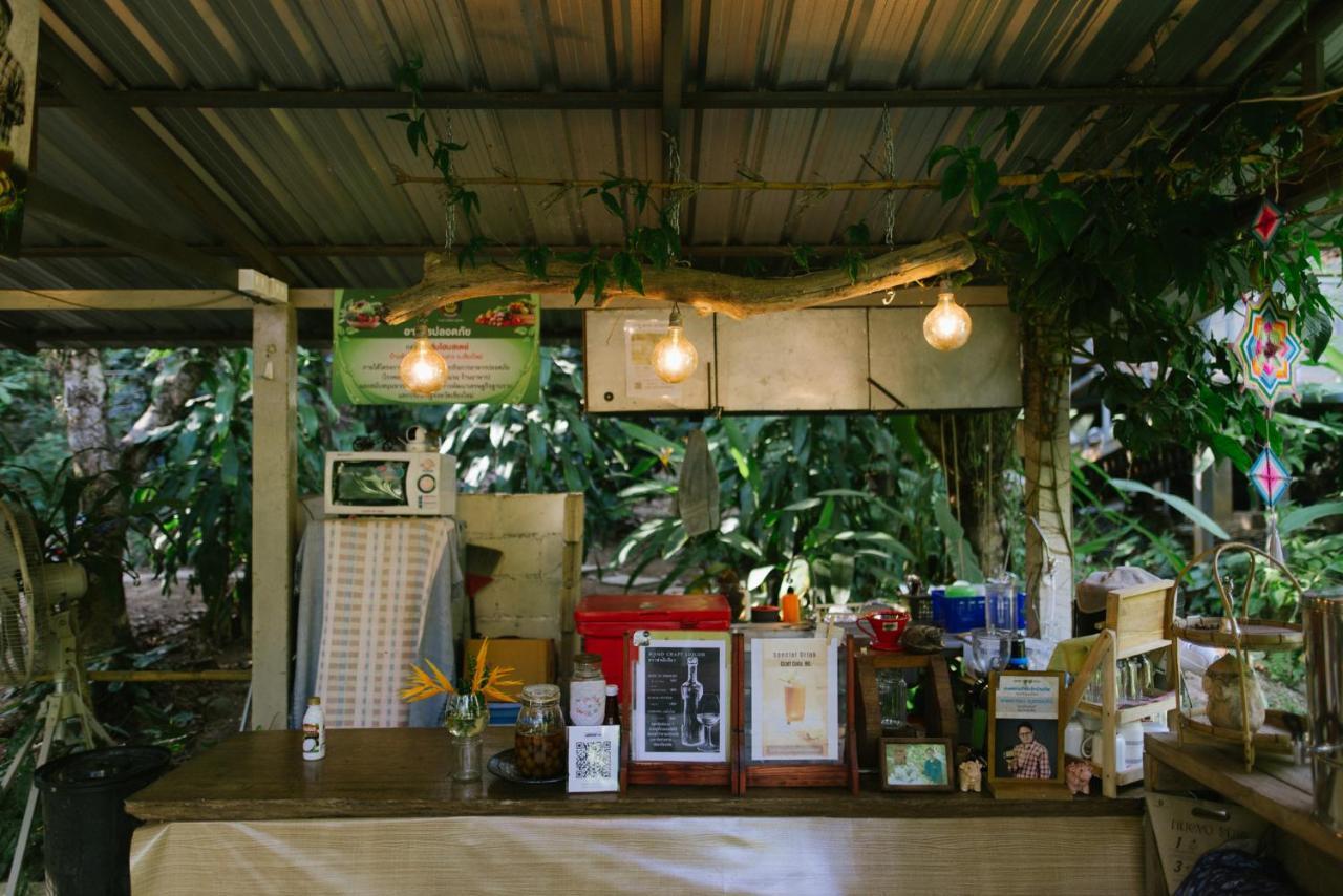 Aum Hum Homestay Fang Exterior foto